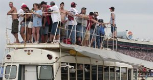 nascar_infieldbus.jpg