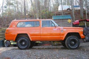 Lifted orange jeep 002.jpg