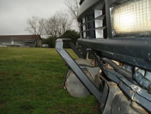 tahoe winch no bumper side.JPG