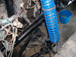 scout front shock 009.jpg