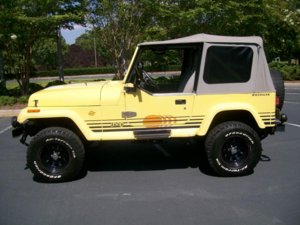 YELLOW JEEP 001.jpg