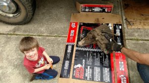Transfer case with helper.jpg Transfer case with helper.jpg