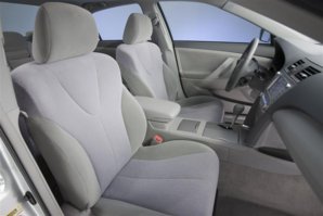 2011-Toyota-Camry-Hybrid-Front-Seats.jpg