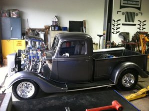 m_'37 ford roll cage 010.jpg