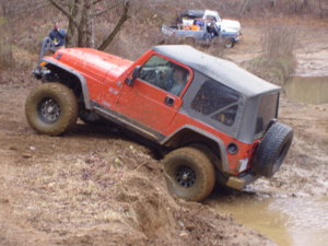 Hurricane Creek Cleanup with Appalachian 4x4 028.JPG