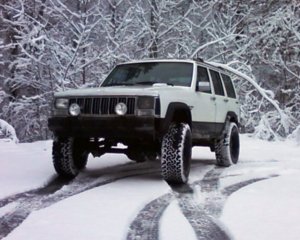 jeepsnow1.jpg