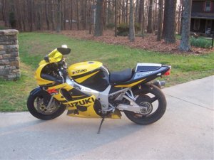 GSX-R 750.jpg