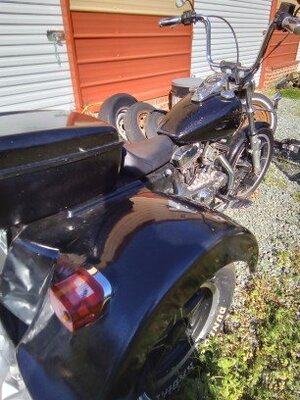 Harley Trike Right Side.jpg