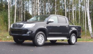 HILUX 60F - Copy.jpg