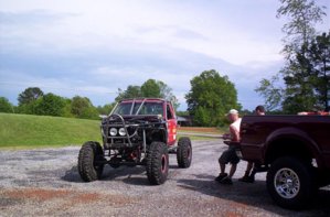 trucks n such 495.jpg